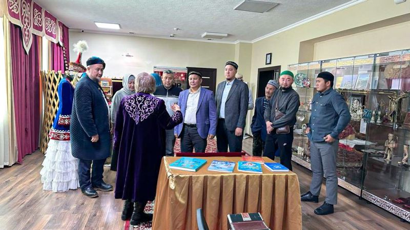 «Әнет баба» мешіті ұжымы «Достық үйі» мұражайын аралады