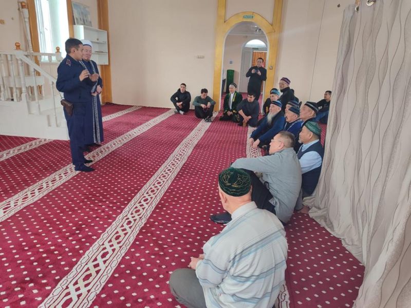 Шахтинскте «Әлеуметтік желідегі алаяқтық» тақырыбында  түсіндірме өтті