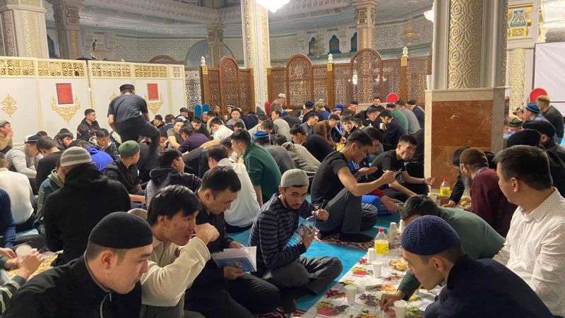 Дәстүрге айналған басқосу жалғасып келеді