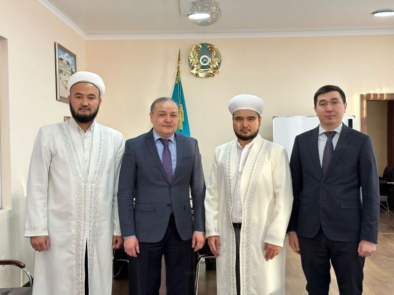 Өңір имамы Теміртау қаласының әкімімен кездесті