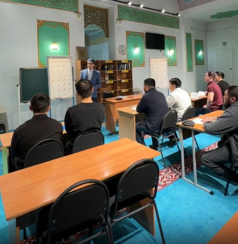 «Әл Машани» мешітінде діни дәрістер жалғасып келеді