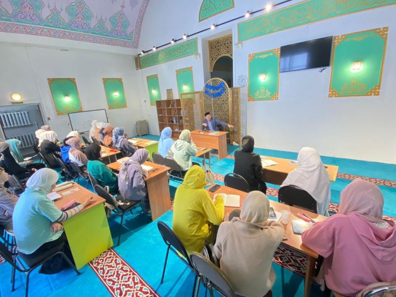 «Әл Машани» мешітінде «Отбасы құндылықтары» атты дәріс өтті