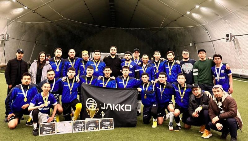  «Бала қажы» мешіті жамағаты футболда жеңімпаз атанды