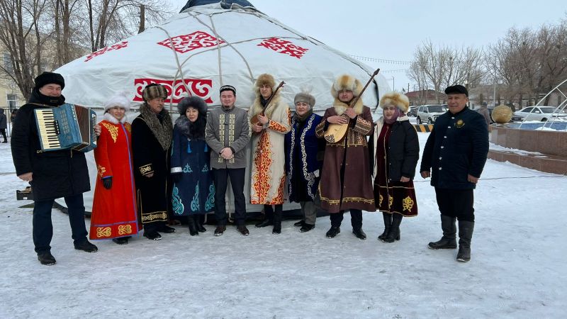 Нұра ауданы жарапазан эстафетасын  Осокаровка ауданына жолдады