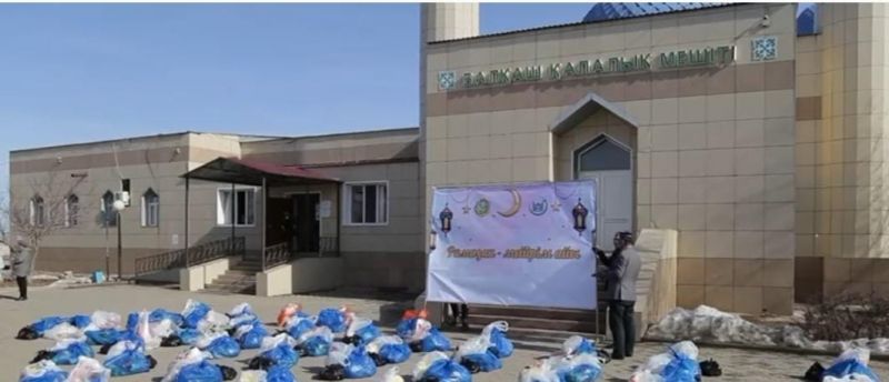 Балқашта 50 отбасыға азық-түлік үлестірілді
