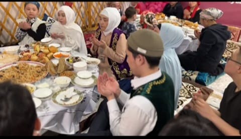 «Әнет баба» мешітінде әз-наурыз мерекесі аталып өтті