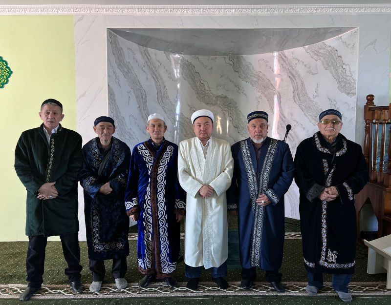 Көкпектіде  «Аталар мектебі – тәрбие негізі» атты ақсақалдар жиыны өтті