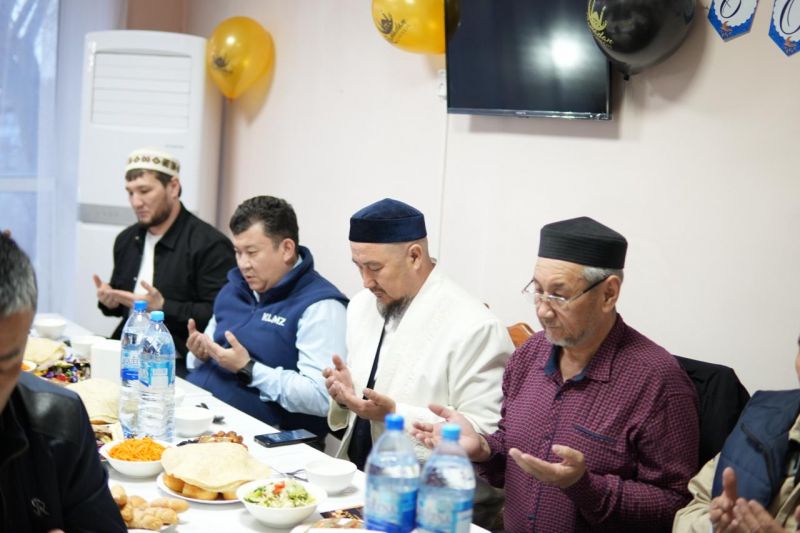 КЛМЗ мекемесінде ауызашар дастарханы жайылды