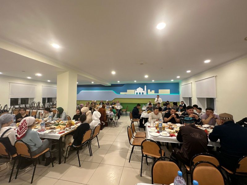 «Балкен ана» мешіті жамағатына ауызашар берілді