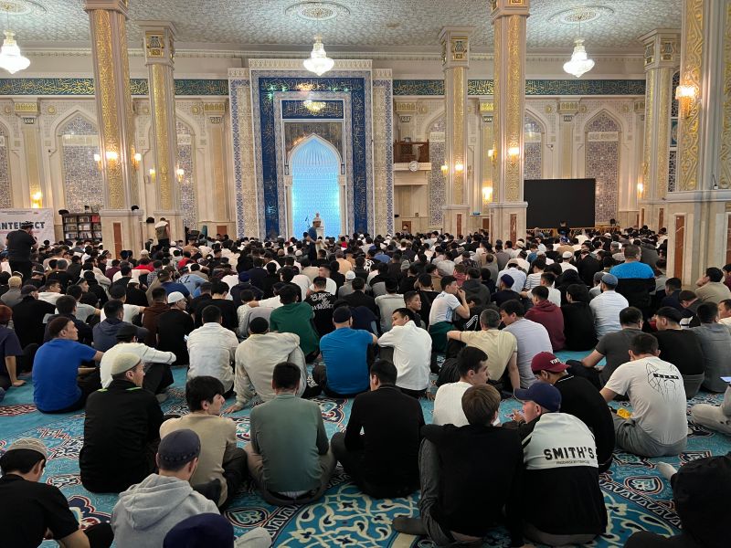 БАС ИМАМ ҚАДІР ТҮНІМЕН ҚҰТТЫҚТАП, УАҒЫЗ АЙТТЫ