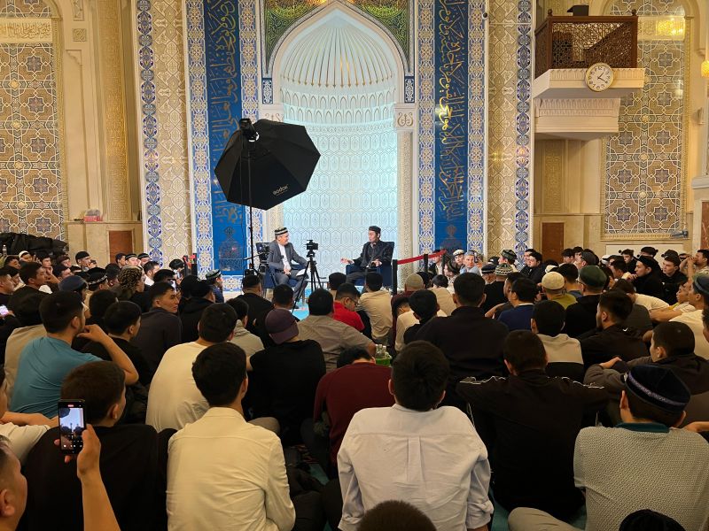 Облыс бас имамы қаримен сүбелі сұхбат өрбітті