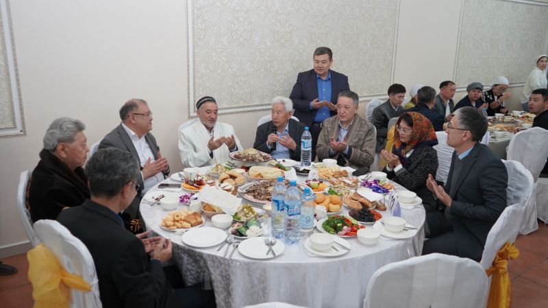 ҚарМУ-нің ұжымымен ауызашар өтті