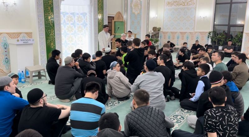 «Төлеутай ата» мешітінде жастарға насихат айтылды