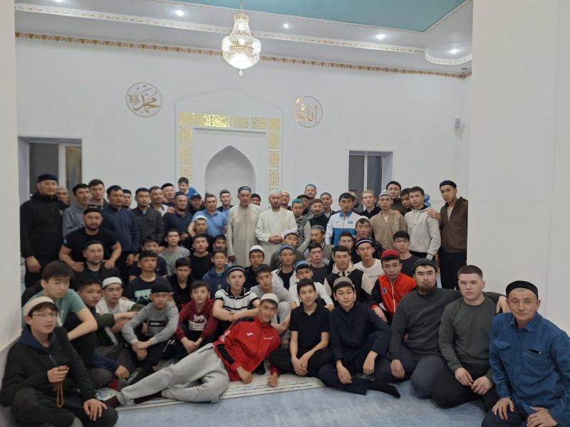 «Иса молла» мешітінде соңғы тарауық намазы оқылды