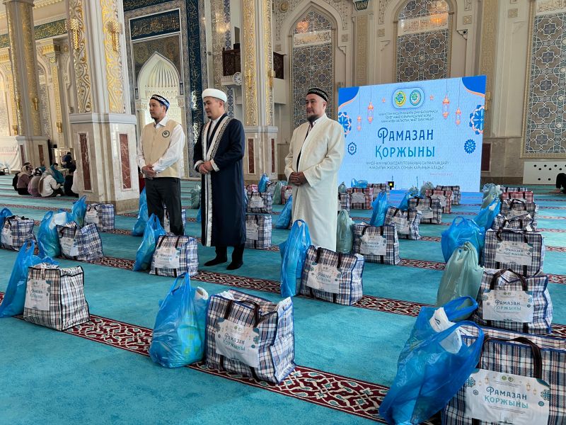 Қарағанды облысы бойынша 12 000 отбасыға «Рамазан қоржыны» үлестірілді