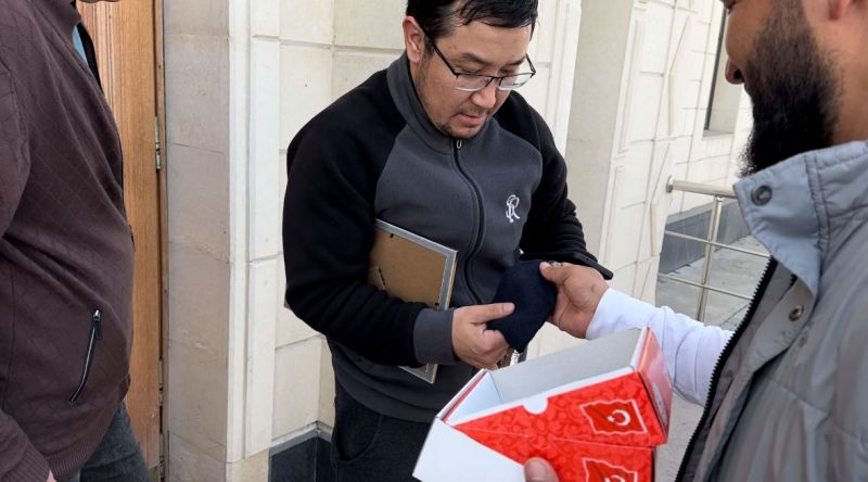 «Төлеутай ата» мешіті жамағатына тақия үлестірілді