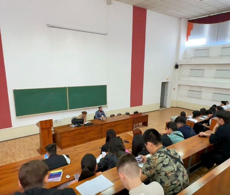 КарТУ студенттерімен кездесу өтті