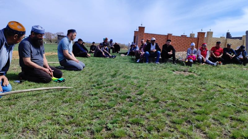 Зират басында тазалық жұмыстары жүргізілді