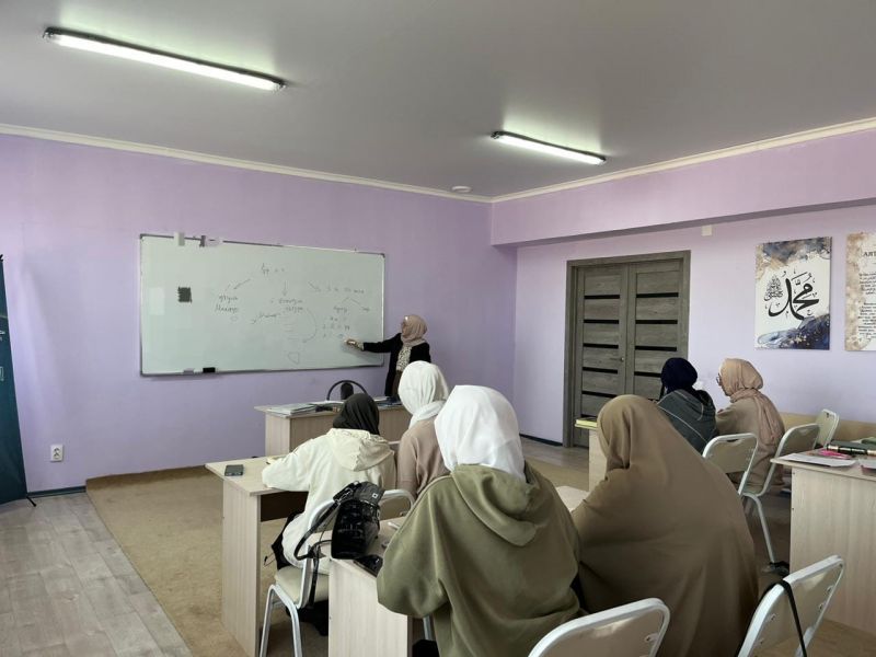 «Көрнекі тәжуид » кітабы бойынша дәрістер жалғасуда