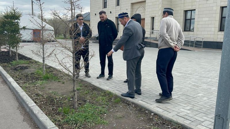  «Төлеутай ата» мешітінің ауласы көгалдандырылды