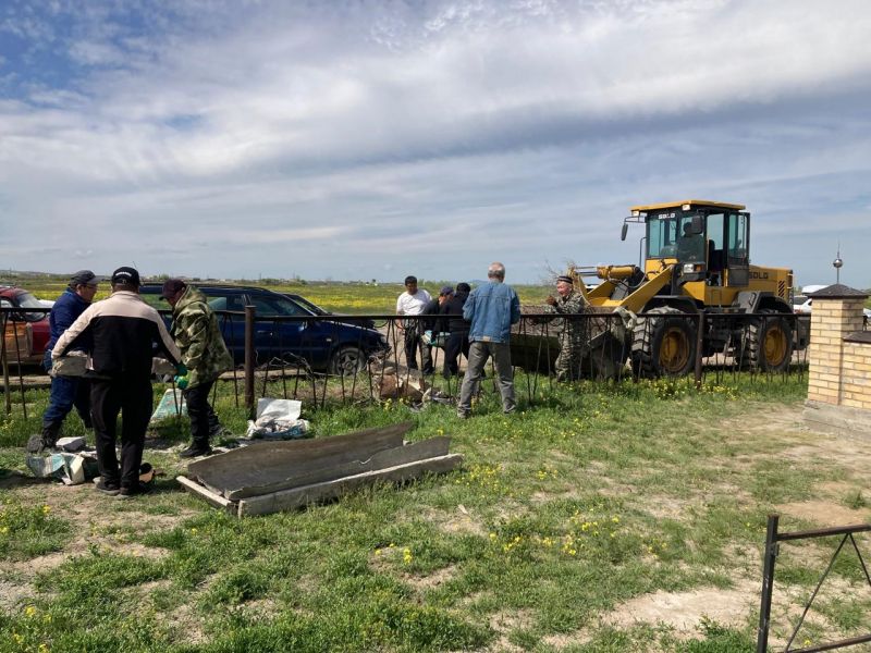 «Баймогила» зиратында сенбілік жұмыстары өтті