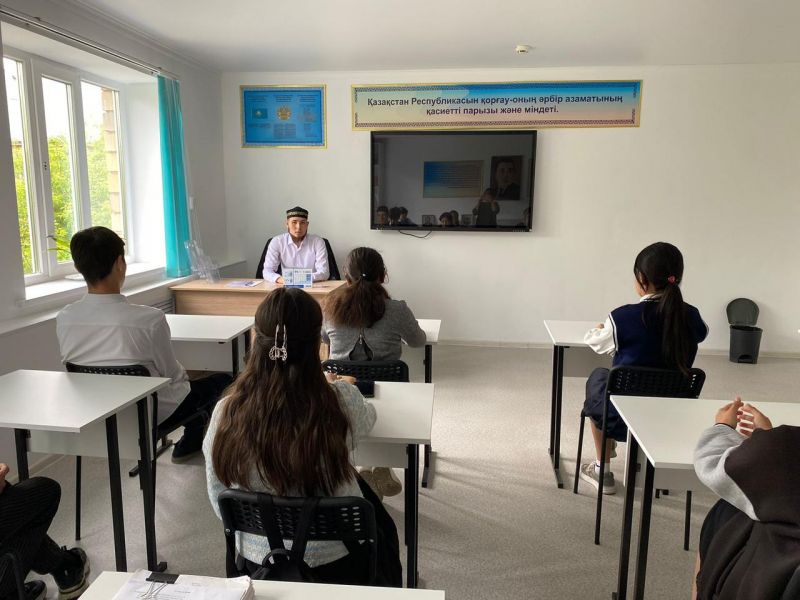 Үңірек ауылдық мектебінде кездесу өтті