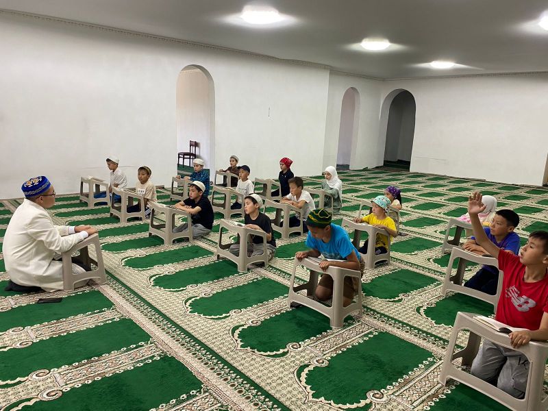 Саран мешітінде жазғы дәріс жалғасуда