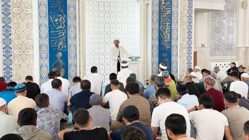 РАНТ мүшесі «Әнет баба» мешітінде жұма уағыз айтты