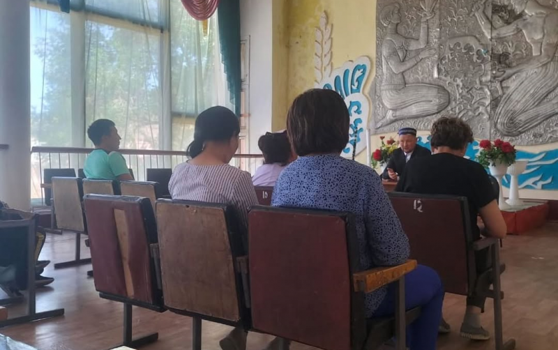 «Төлеутай ата» мешітінің имамы Ақшатау ауылының жастарымен кездесті