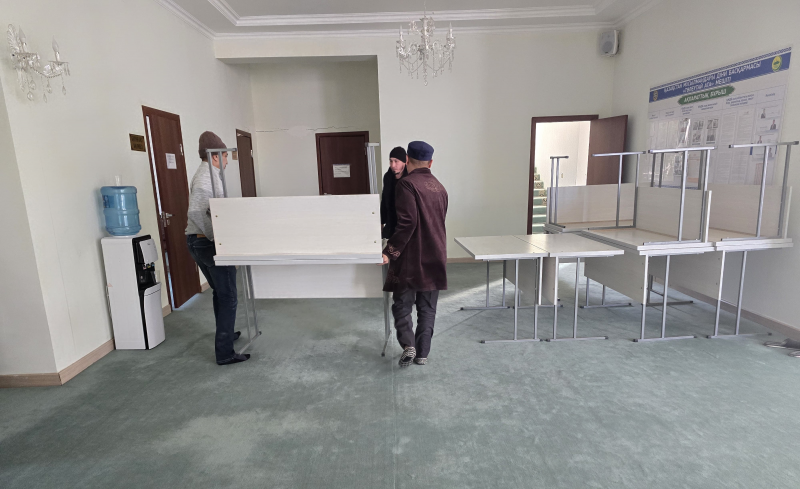 «Төлеутай ата» мешітіне дәріс үстелдері алынды