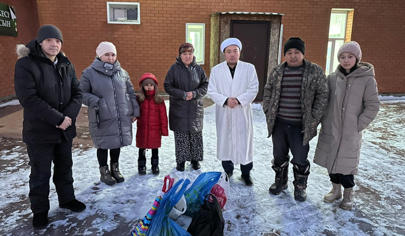 Көкпекті ауылдық мешіті қайырымдылық іс жасады