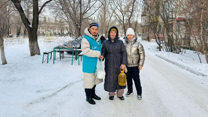 «Әлихан Бөкейхан» мешіті мұқтаж отбасыларға көмек көрсетті