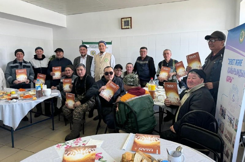 «Әнет баба» мешіті көше тазалаушыларға құрмет көрсетті