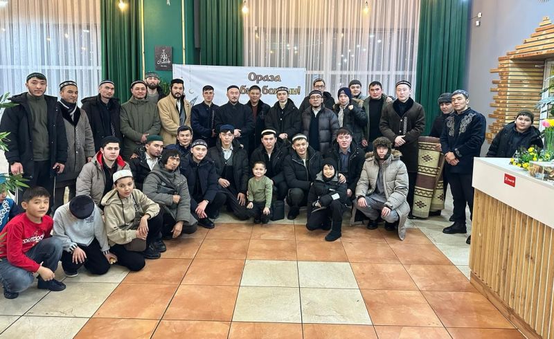 «Бала қажы» мешіті шәкірттеріне ауызашар берді