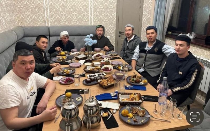 «Бұқар Жырау» мешітінде қариларға құрмет көрсетілді