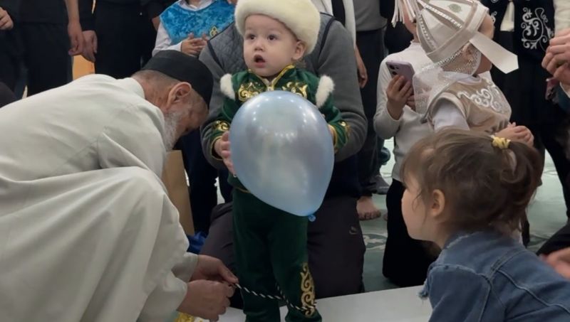 «Төлеутай ата» мешітінде сәбилердің тұсауы кесілді