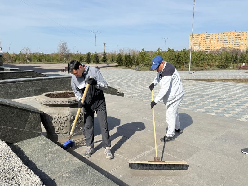 Қарағанды облыстық «Әнет баба» мешітінің ұжымы көктемгі сенбілікке шықты
