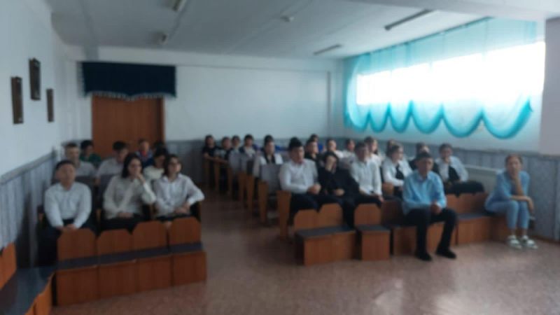 Абай ауданында мектеп оқушыларымен кездесу өтті