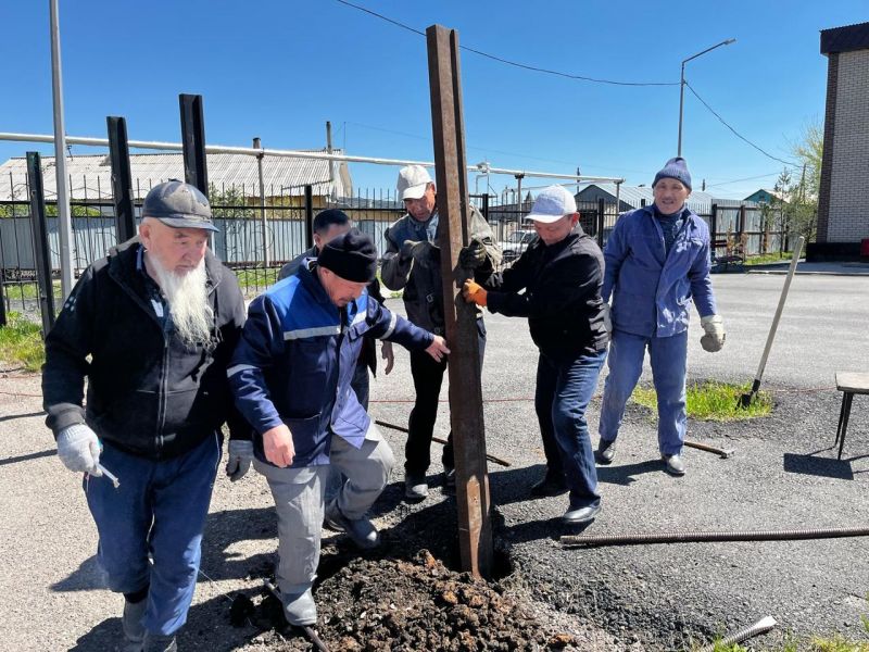 Шахтинск қалалық «Нұр» мешітінің сыртқы қоршаулары жаңартылды