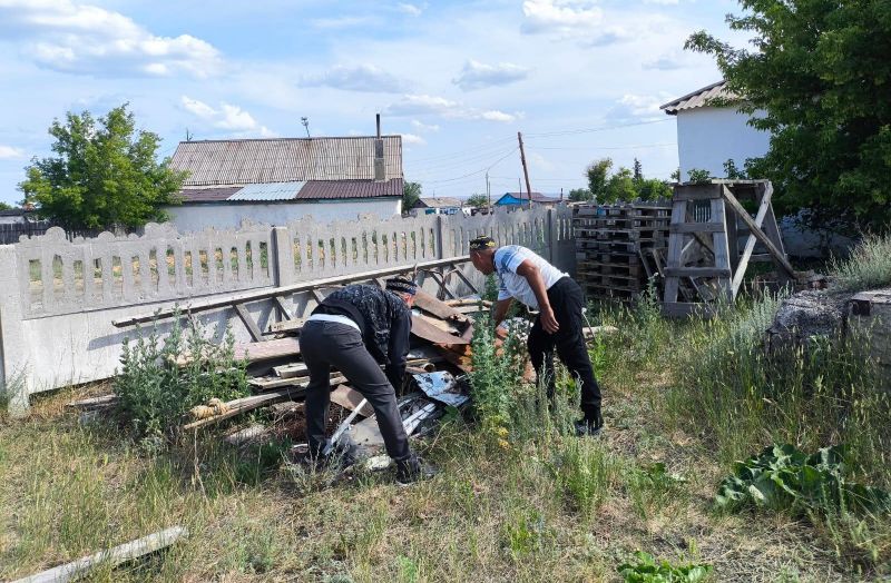 Абай ауданының Дубовка ауылдық мешітінің ауласында сенбілік өтті