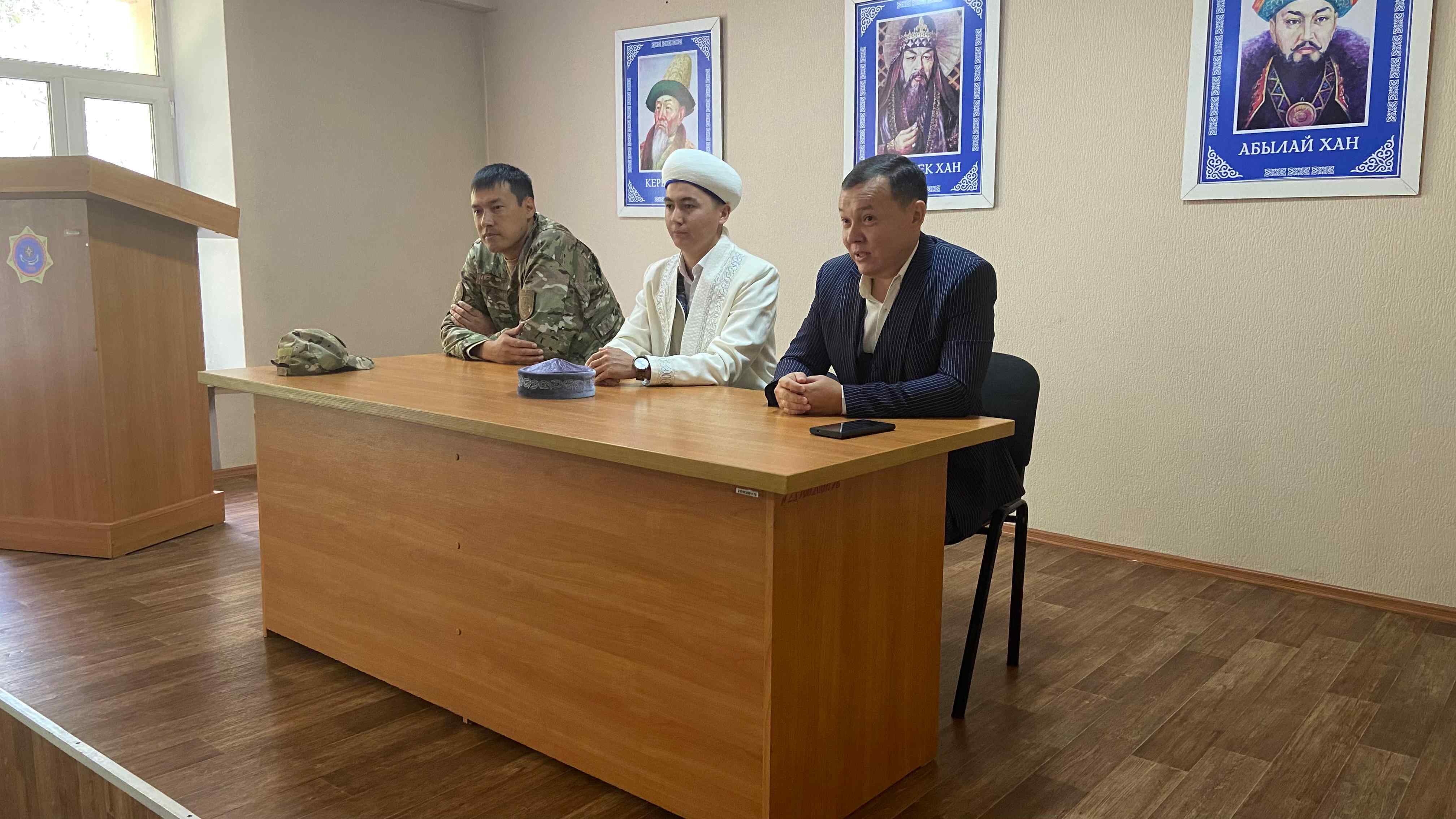 «Бала қажы» мешітінің имамы Төтенше жағдайлар қызметкерлерімен кездесті