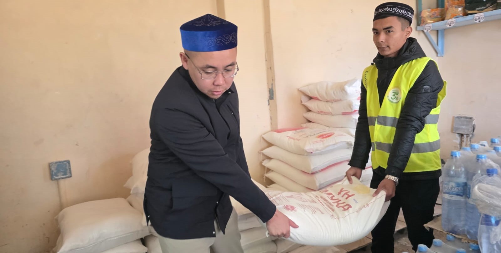 «Нұр» мешітінен көп балалы отбасыға қайырымдылық көмек