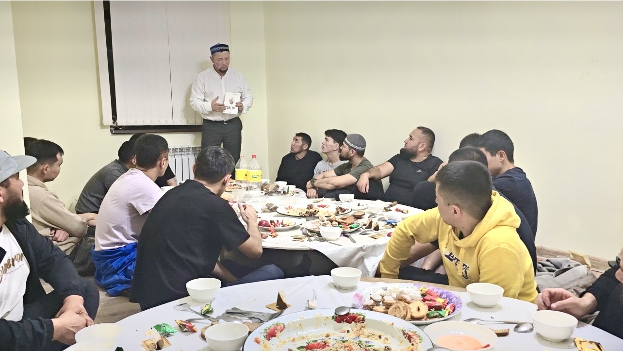 «Төлеутай ата» жастары «Qalyp» кітабын талқылады