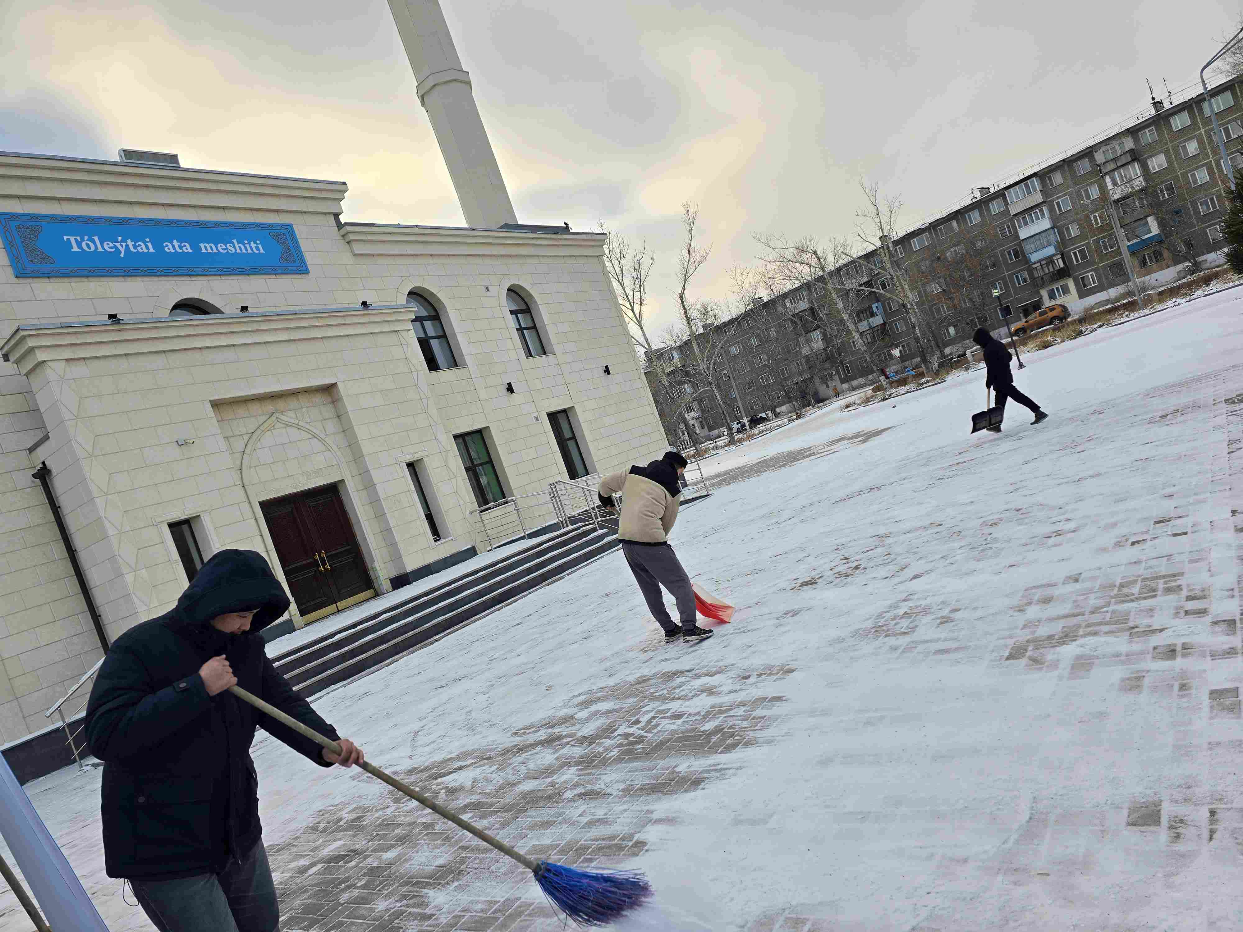 «Төлеутай ата» мешітінде «Таза Қазақстан» экологиялық акциясы өтті