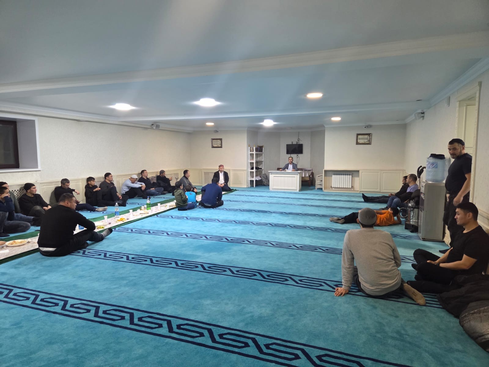 «Қазыбек би» мешітінде «Qalyp» рухани кітабы бойынша дәріс өтті