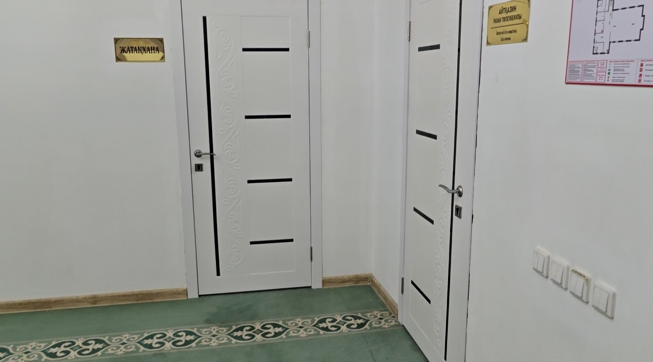 «Төлеутай ата» мешітінде ішкі есіктер жаңартылды