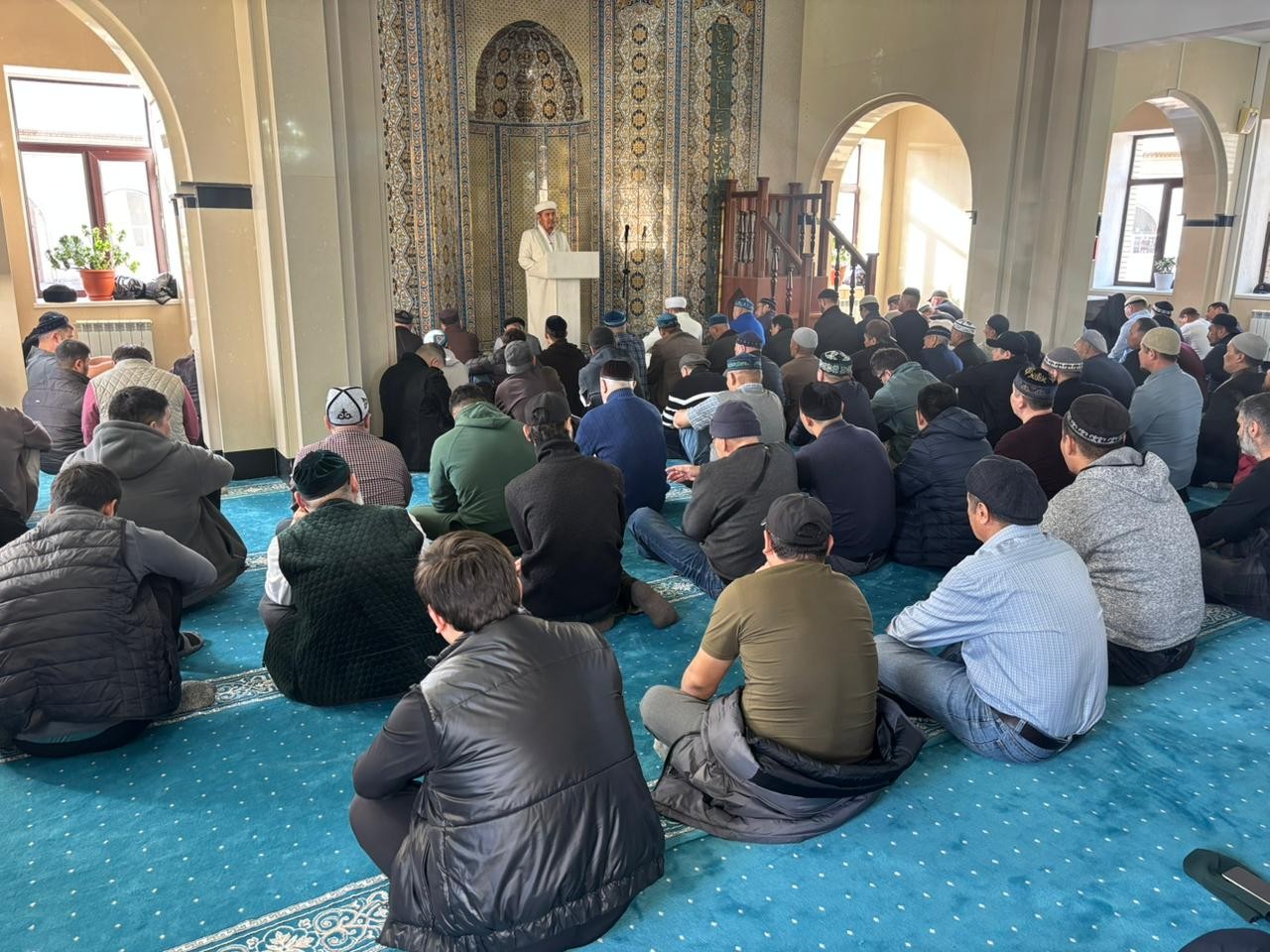 ОБЛЫС БАС ИМАМЫ ТЕМІРТАУ ҚАЛАСЫНДА ЖҰМА НАМАЗЫН ӨТКІЗДІ