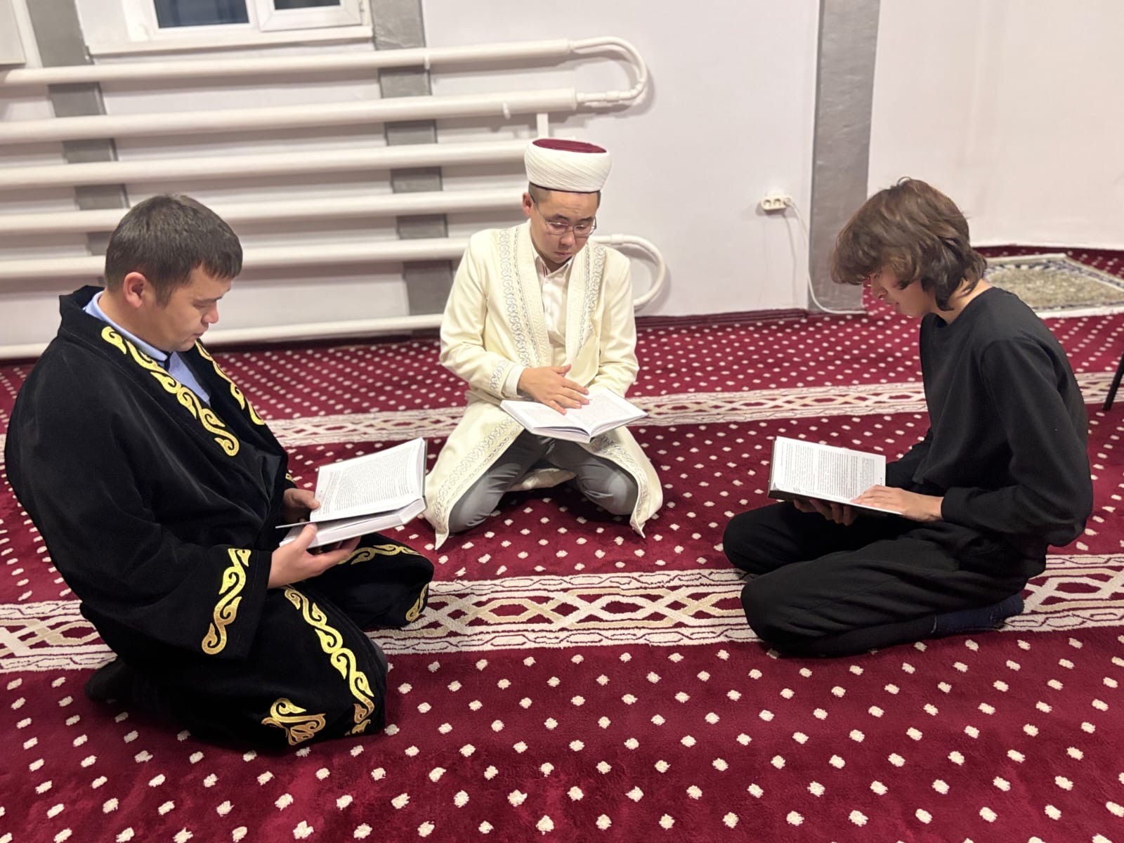 Шахтинск: «Бір айда бір кітап» жобасы жүзеге асты