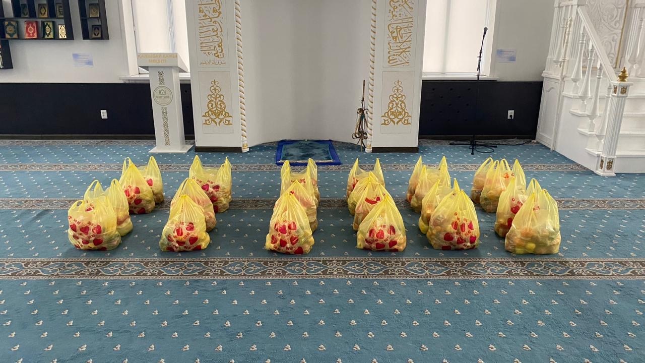 Үштөбеде мүмкіндігі шектеулі балаларға қайырымдылық жасалды