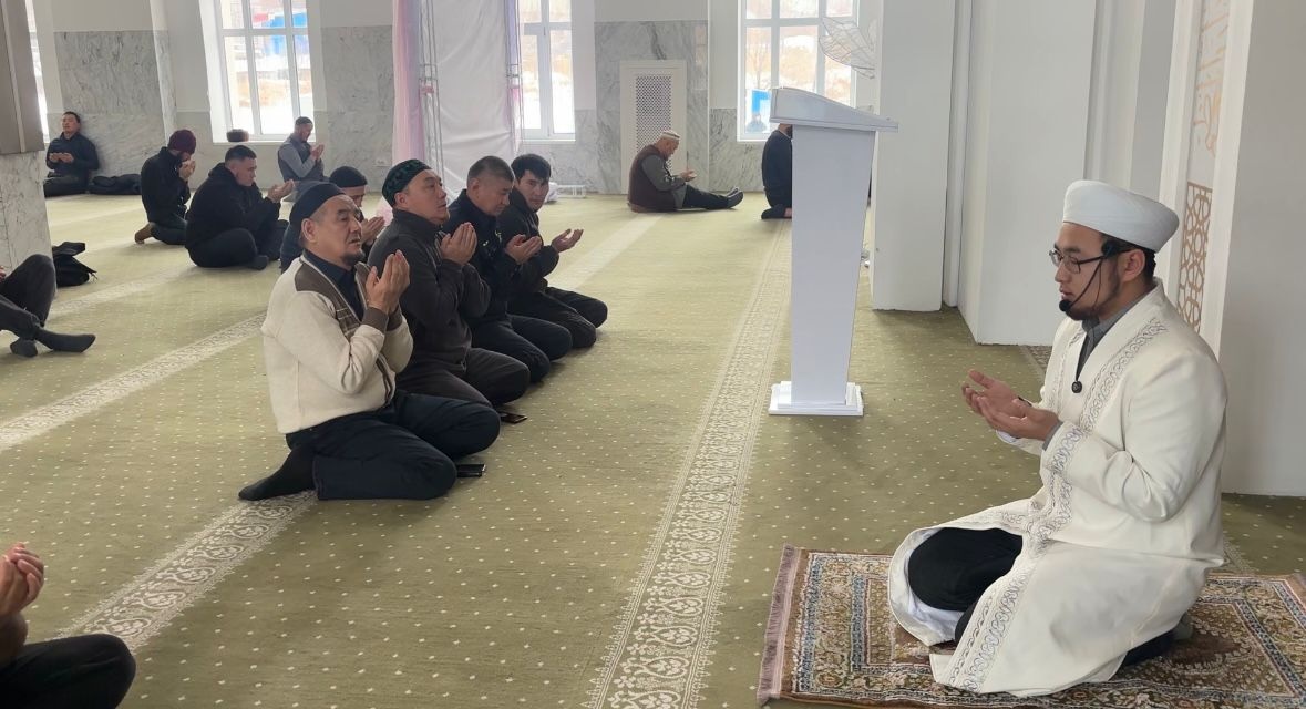 «Әл-Ғаффар» мешітінде желтоқсан боздақтарының рухтарына Құран бағышталды
